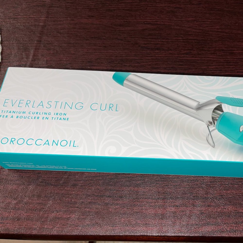Moroccanoil Everlasting Curl Titanium Curling Iron